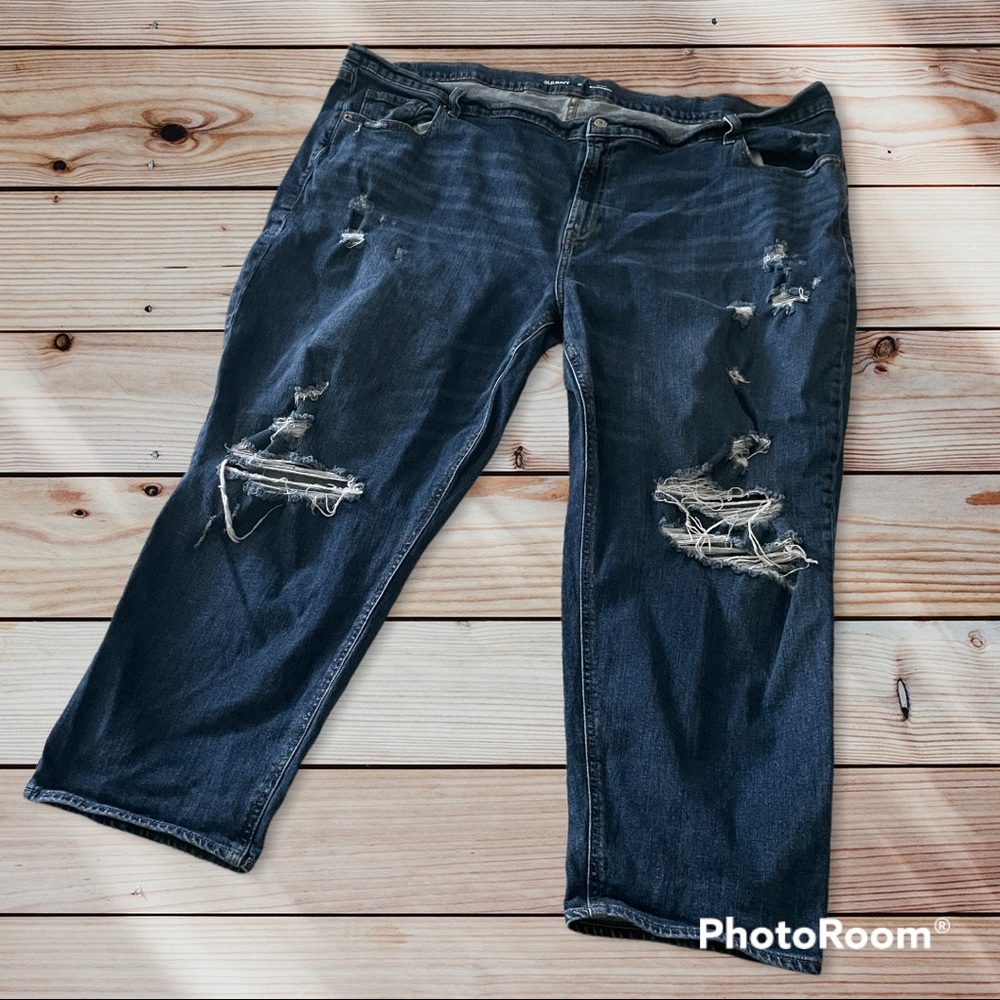 Old Navy Mid-Rise Boyfriend Jeans